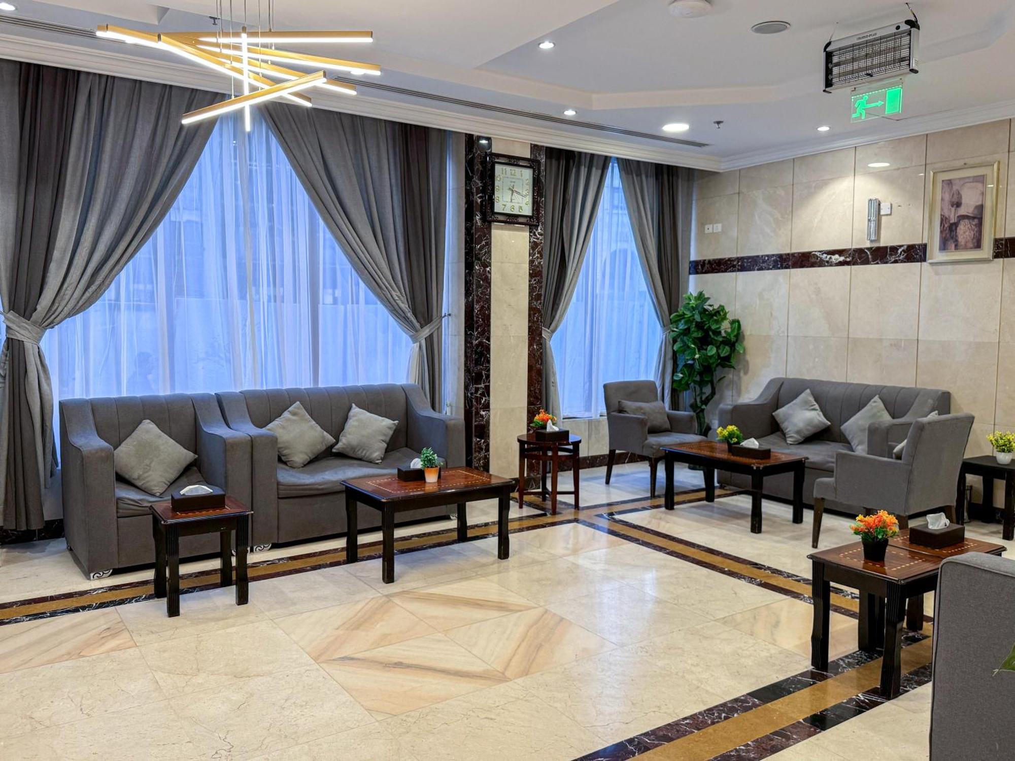 Rabwat Al Safwah Golden Hotel Medina Exterior photo